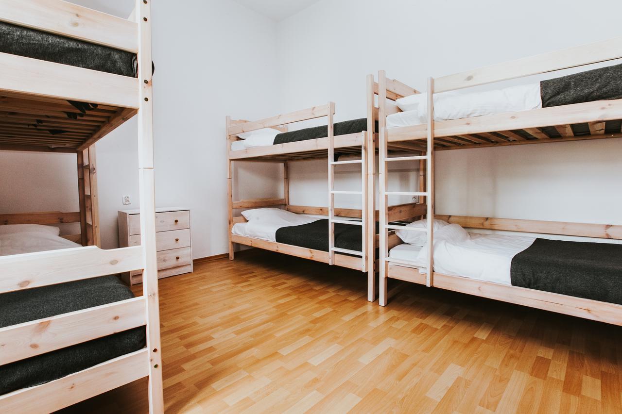 Erasmus Dorm Warsaw Exterior photo